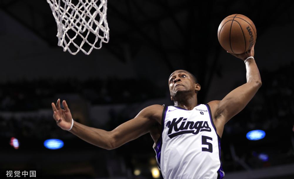 动和灵敏的 动和灵敏的